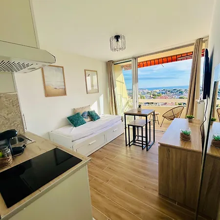 Joli Cozy Vue